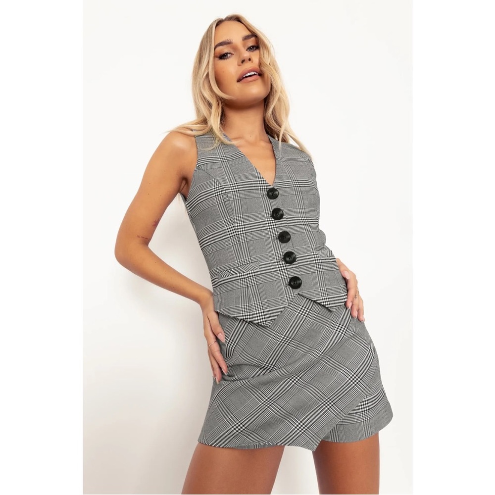 Plaid Mono Skort - Picture 6 of 7